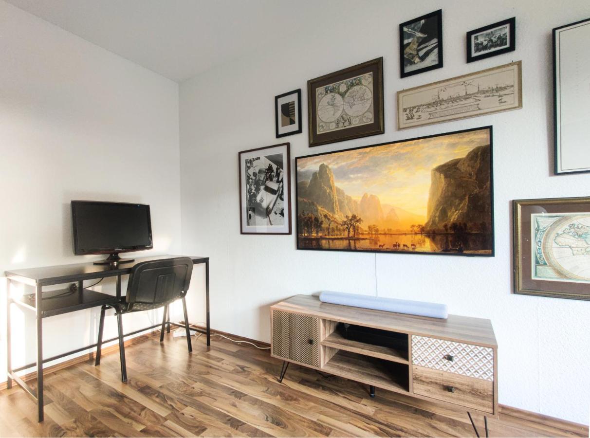 Inikama: Designer Apartment Im Gruenen - Netflix Rosengarten  Dış mekan fotoğraf
