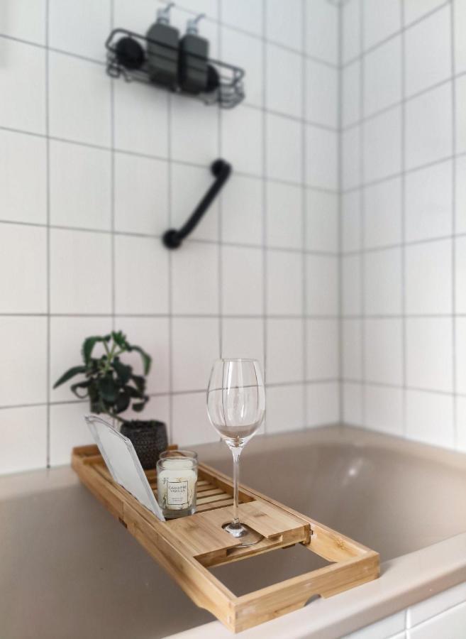 Inikama: Designer Apartment Im Gruenen - Netflix Rosengarten  Dış mekan fotoğraf